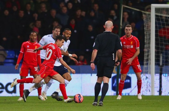 你这么说肯定没有错！可是你忘记了一个基本事实，中国还养了数不尽的不干活但是比你生活质量好百倍的人，你咋不去喷呢？