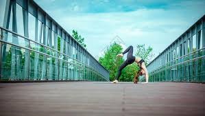 解谜玩法奇幻ARPG《辛特堡传说》今日发布！